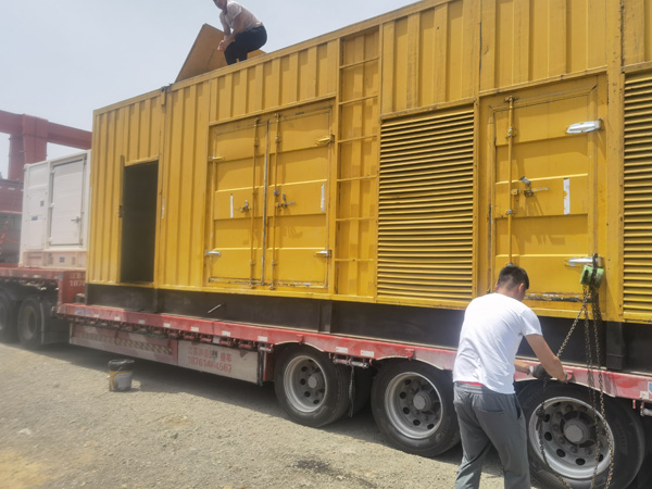 谯城除了负载情况和发动机维护,还有哪些因素会影响 200kw 柴油发电机的油耗?